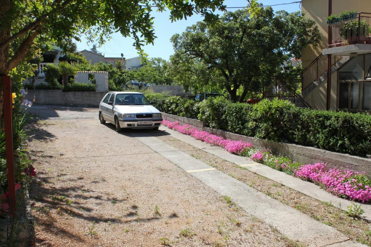 Apartments With A Parking Space Vodice - 7604 Экстерьер фото
